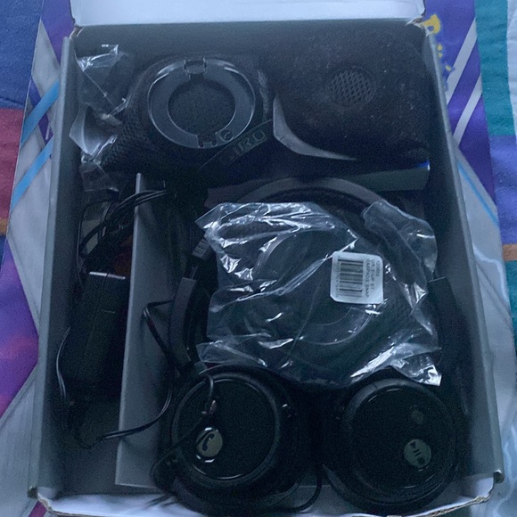 Motorola Bluetooth Audio System For Giro Snowsports Helmets - Picture 2 of 8